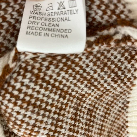 Brown and Cream Chevron Cardigan - Picture 9 of 9